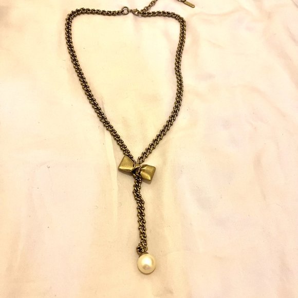 Stella and Dot bow necklace - Picture 3 of 5